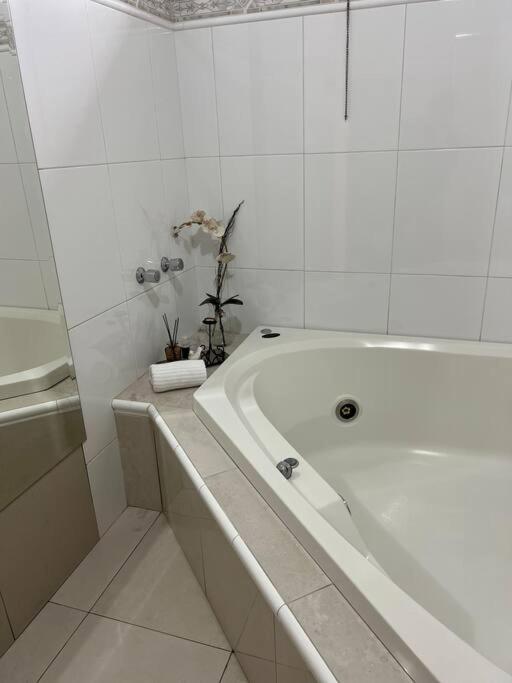 Estadia Das Gerais - Casa De Hospedes Adoravel Com Jacuzzi Ouro Preto  Kültér fotó